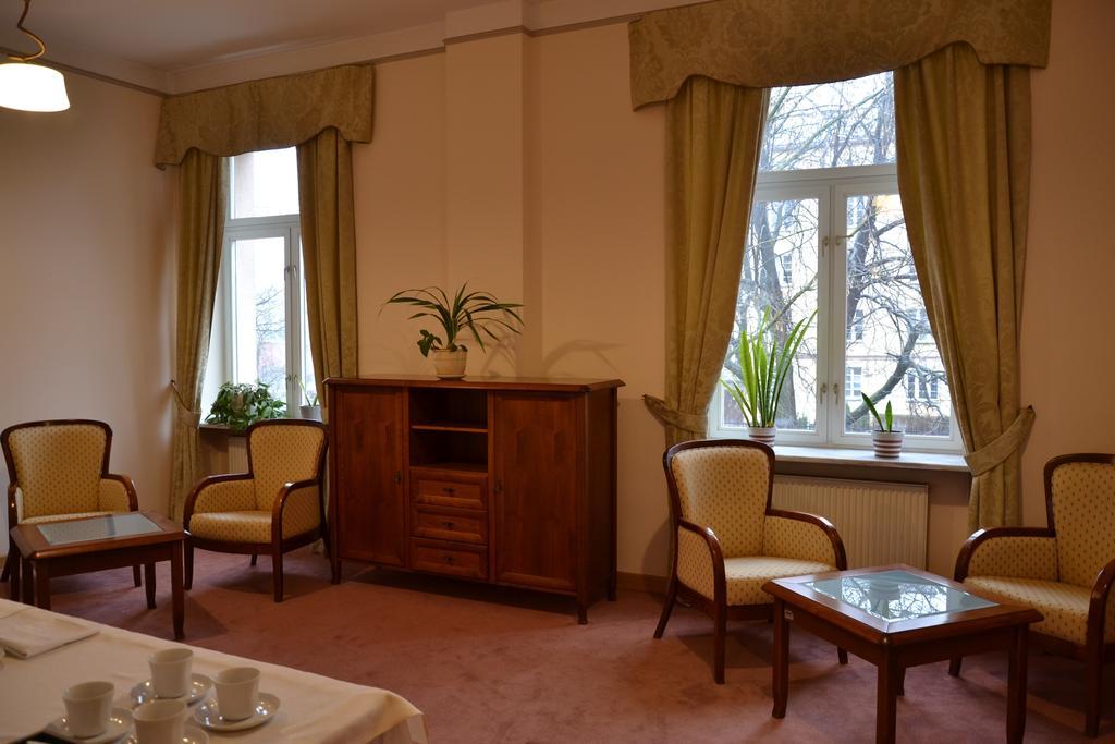 Hotel Lazienkowski Warsaw Exterior photo