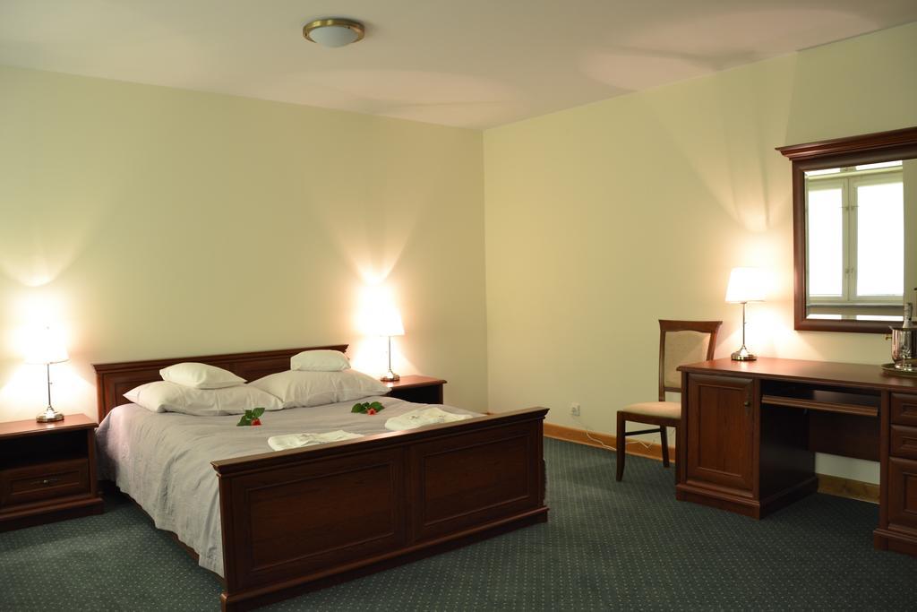 Hotel Lazienkowski Warsaw Room photo