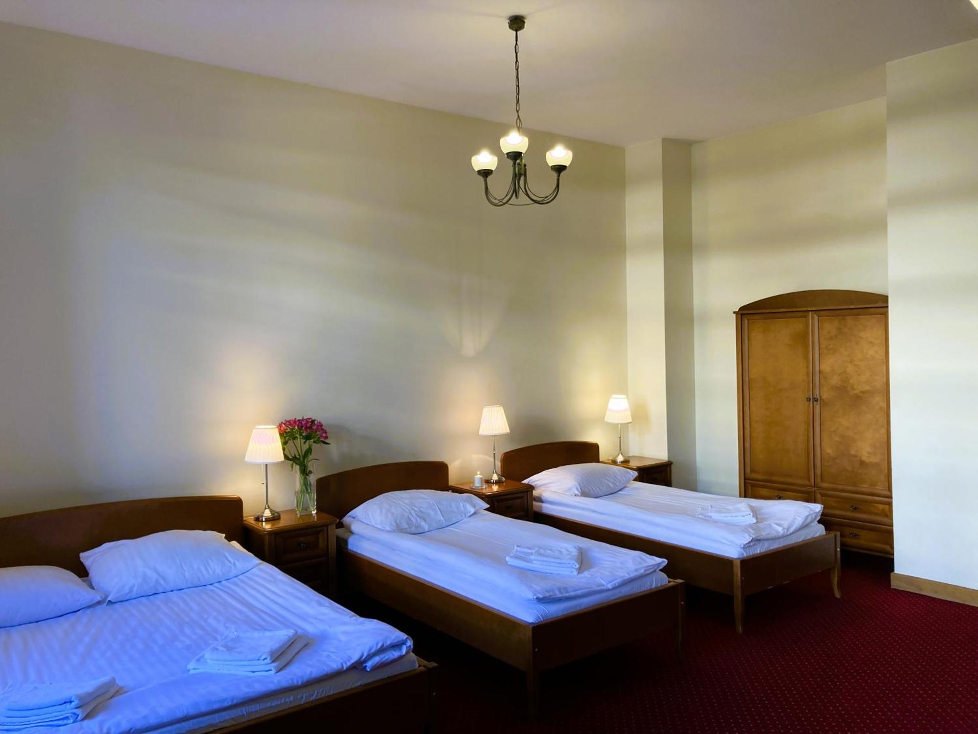 Hotel Lazienkowski Warsaw Exterior photo