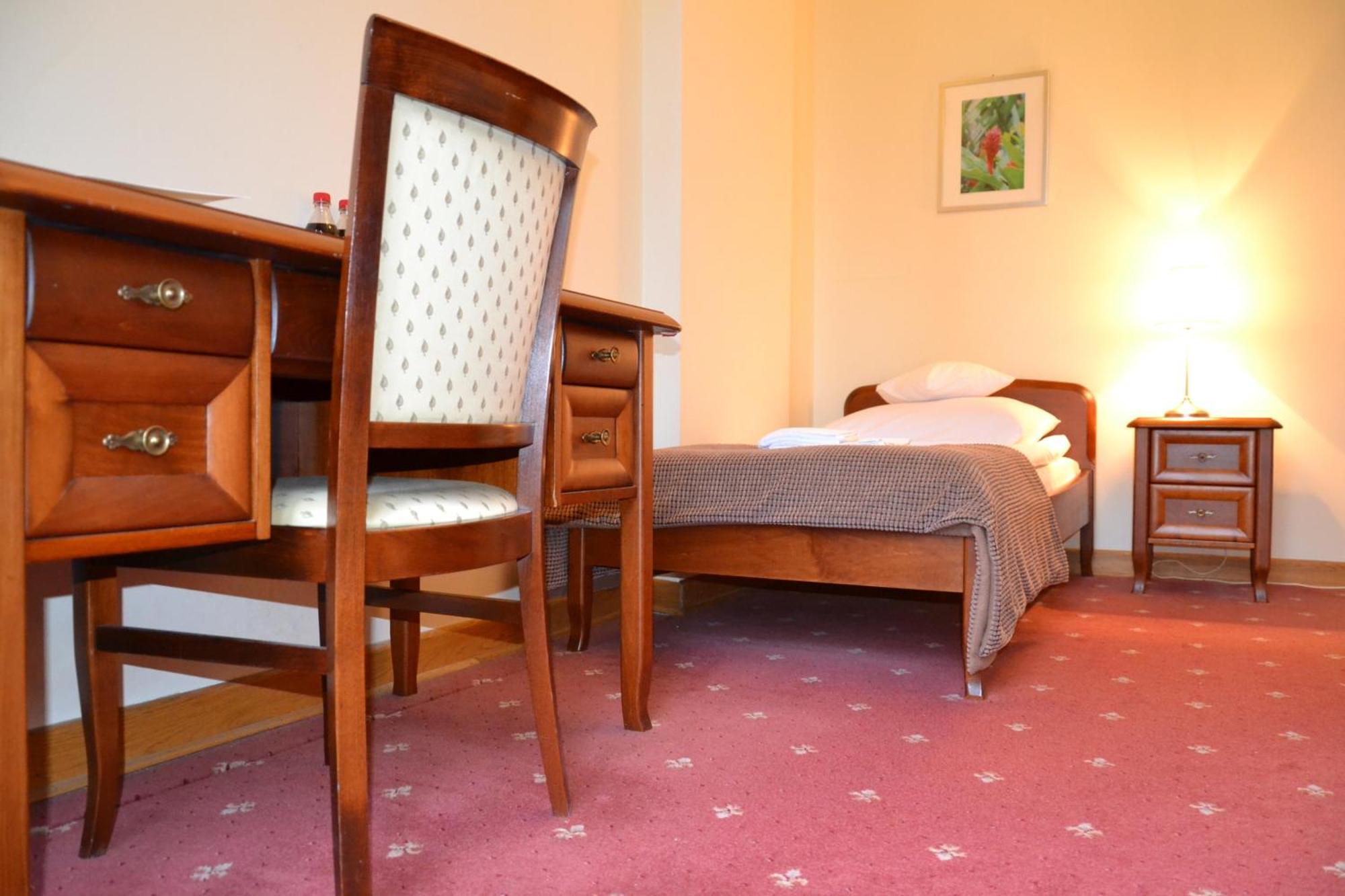 Hotel Lazienkowski Warsaw Room photo